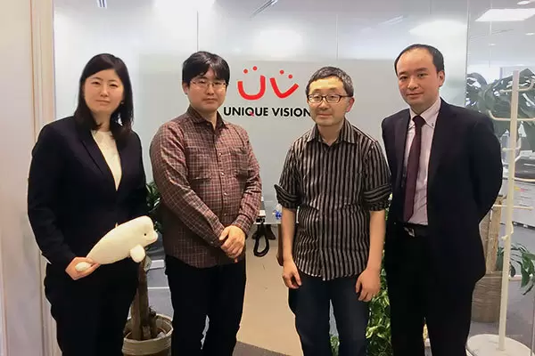 ユニークビジョン 様