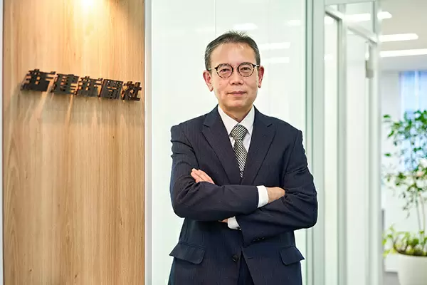 新建新聞社 様