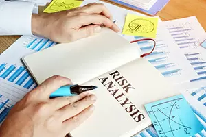 リスク分析（Risk Analysis）