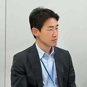 インフラアーキテクチャ部 ネットワーク・セキュリティチーム 副長　小菅 兼二郎 様