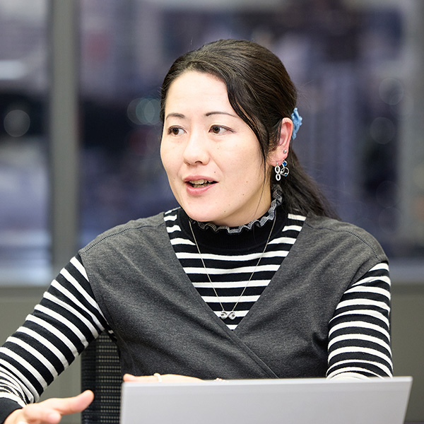 DX推進本部 デジタル化推進部 基盤技術課長　福地 智子 様