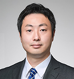 シニアコンサルタント 久野 陽一郎